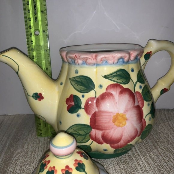 Teapot Collectibles 9" Tall  Hand Painted Magnolia - Picture 10 of 12